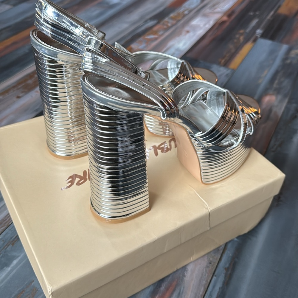 Silver Platform Sandals - Picture 3 of 4